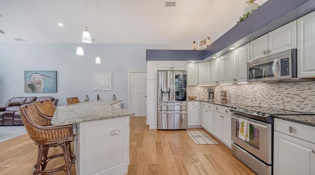 2006 Tocobaga Ln, Nokomis FL 34275-5309 exterior