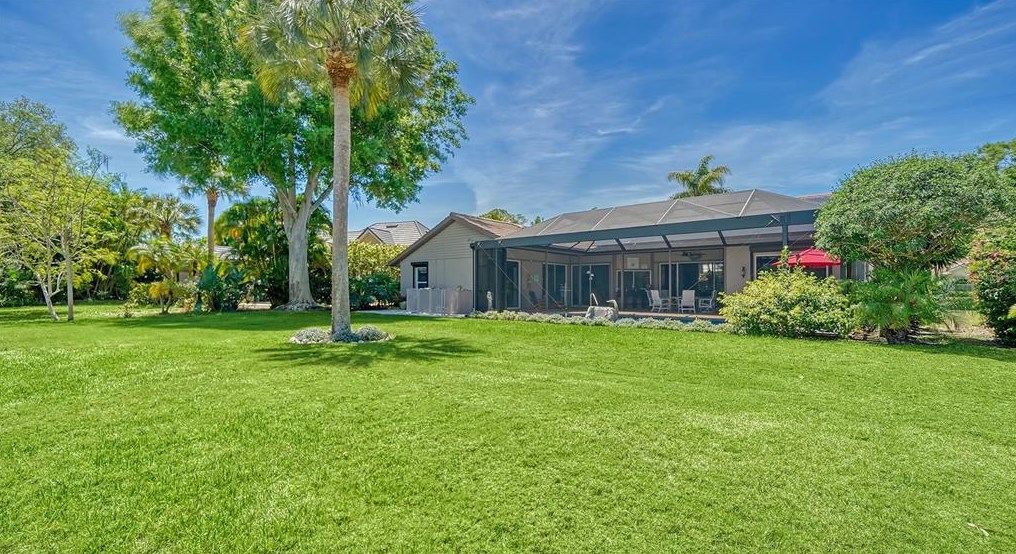 2006 Tocobaga Ln, Nokomis FL 34275-5309 exterior