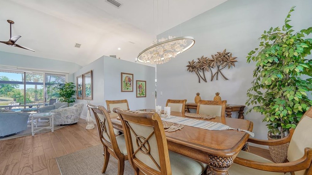 2006 Tocobaga Ln, Nokomis FL 34275-5309 exterior