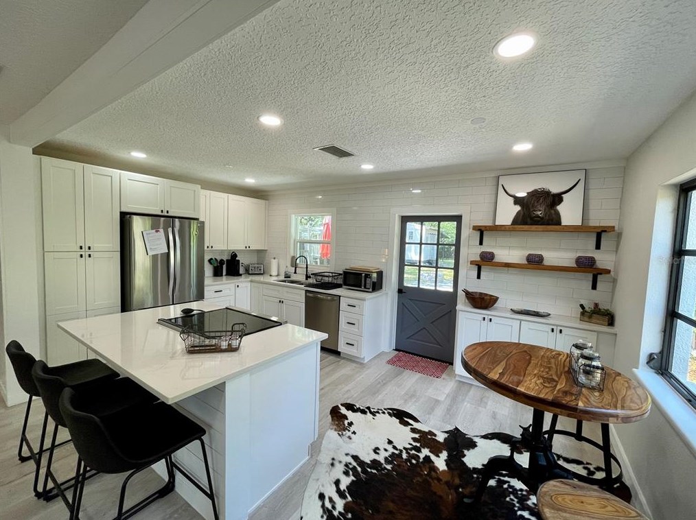 411 17th Ave W, Palmetto, FL 34221