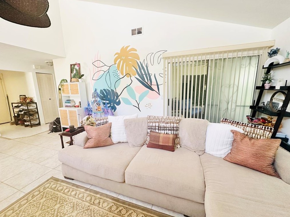 5051 Village Gardens Dr # 15, Sarasota, FL