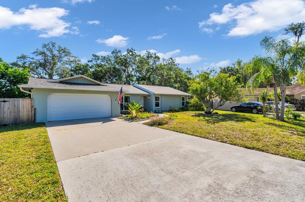 3125 Woodmont Dr, Sarasota, FL 34232