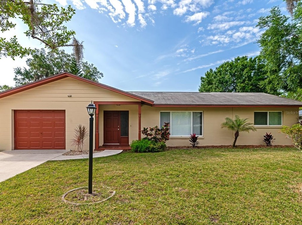 5337 San Juan Dr, Sarasota, FL 34235-3436