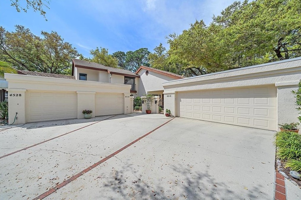 4518 Ascot Cir, Sarasota, FL 34235-3610