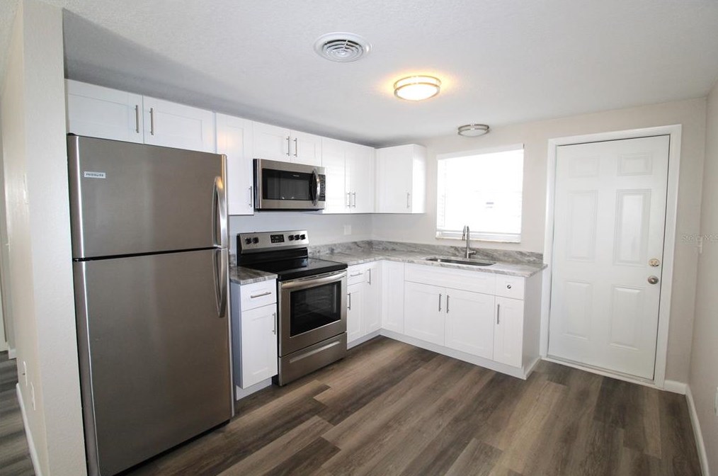 260 Nippino Trl, Nokomis, FL 34275-3100
