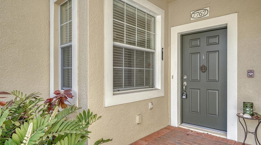 7767 Limestone Ln, Sarasota, FL 34233-3239