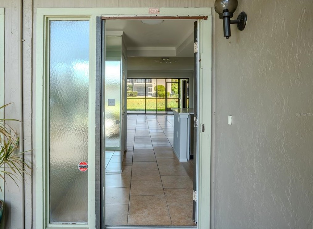 5797 Summer Side Ln, Sarasota, FL 34231-8367