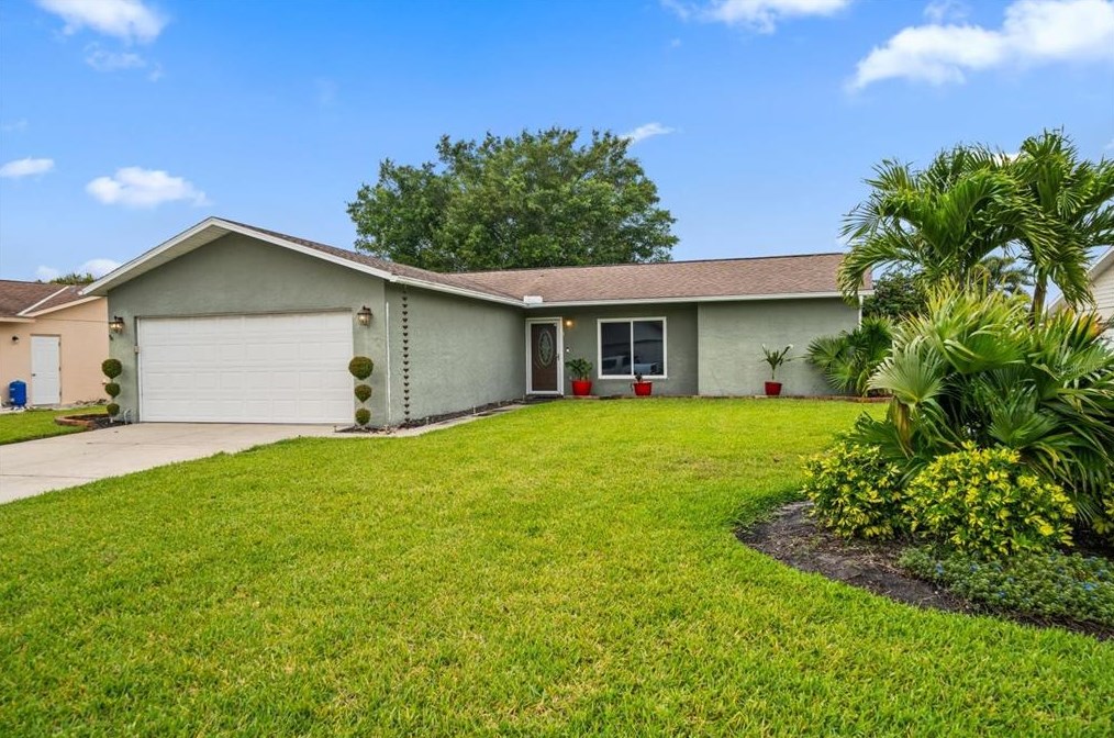 1322 63rd St, Bradenton, FL 34209-1309