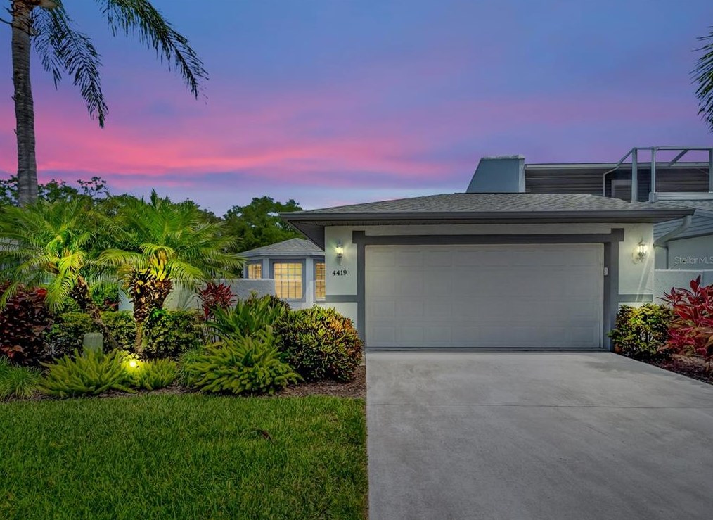 4419 Winston Ln, Sarasota, FL 34235-3210