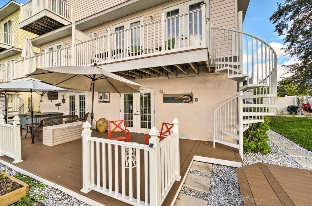 3526 Walker Is, Bradenton, FL 34208-9001