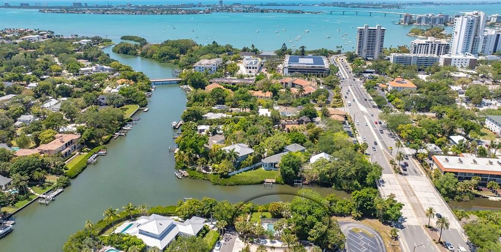 1713 Bay St, Sarasota, FL 34236-7706