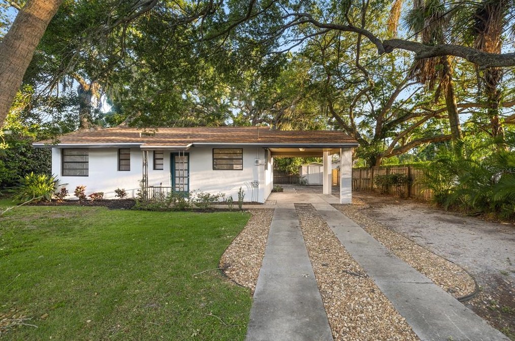 1004 22nd St, Sarasota, FL 34234-8306