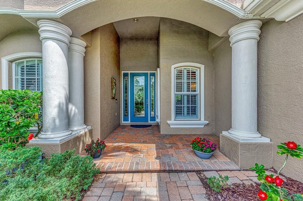 7111 Grassland Ct, Sarasota, FL 34241-5211