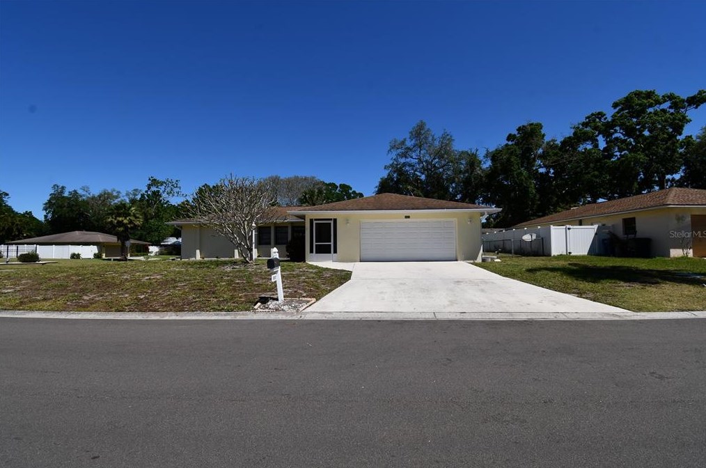 5007 Ithaca Ln, Sarasota, FL 34243