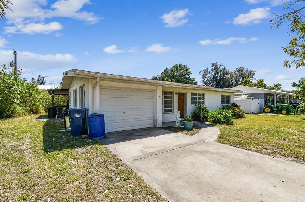 335 51st Street W, Palmetto, FL 34221