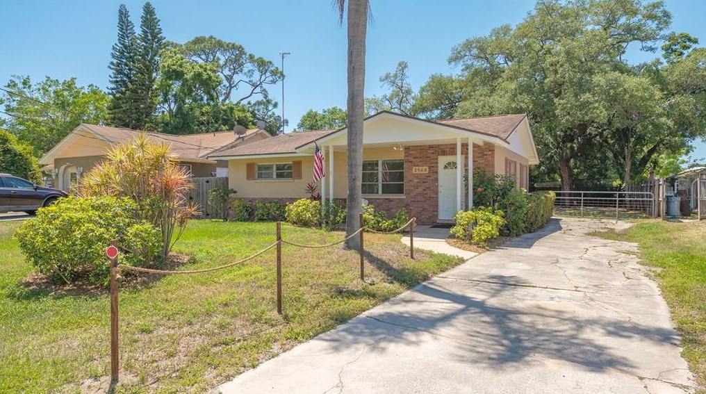 3944 Groveland Ave, Sarasota, FL 34231-7622