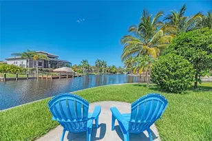 5577 Contento Dr, Sarasota, FL 34242 - Photo 4