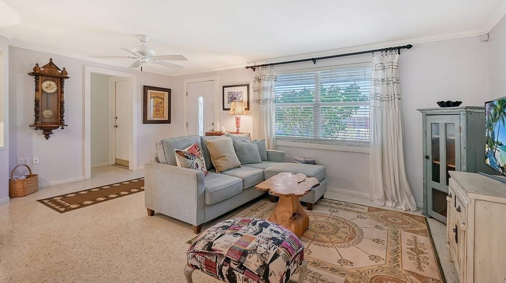 3224 Kenmore Dr, Sarasota, FL 34231-7130