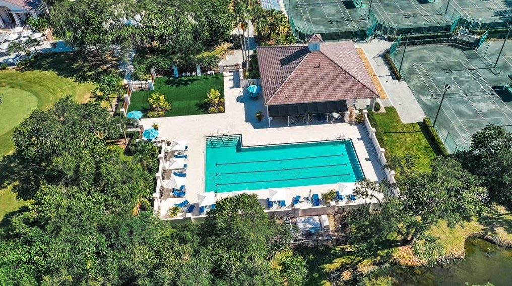 8718 53rd Pl, Bradenton FL  34211-3701 exterior