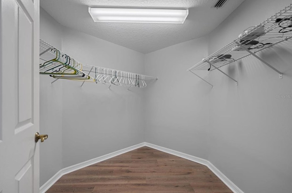 8718 53rd Pl, Bradenton FL  34211-3701 exterior