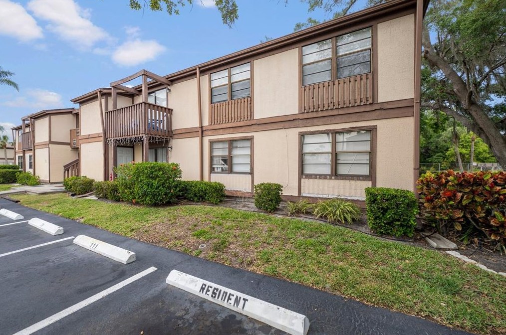 5026 Water Oak Dr #111, Bradenton, FL 34207
