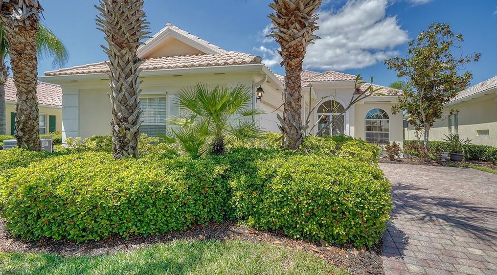 5555 Octonia Pl, Sarasota, FL 34238-6219