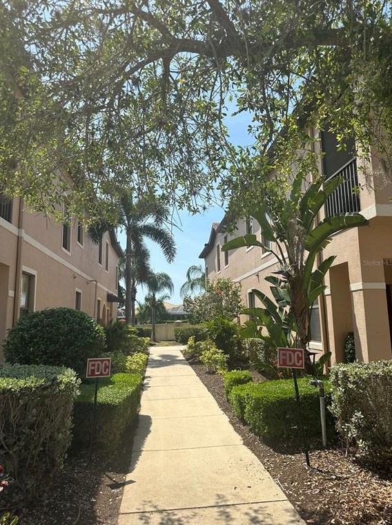 4120 Via Piedra Cir, Sarasota, FL 34233-1477