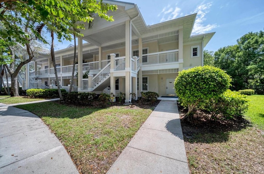 3604 54th Dr W #102, Bradenton, FL 34210