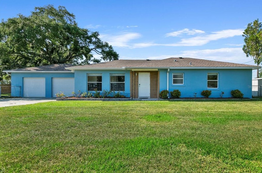 4104 98th Ave, Parrish FL  34219-9573 exterior