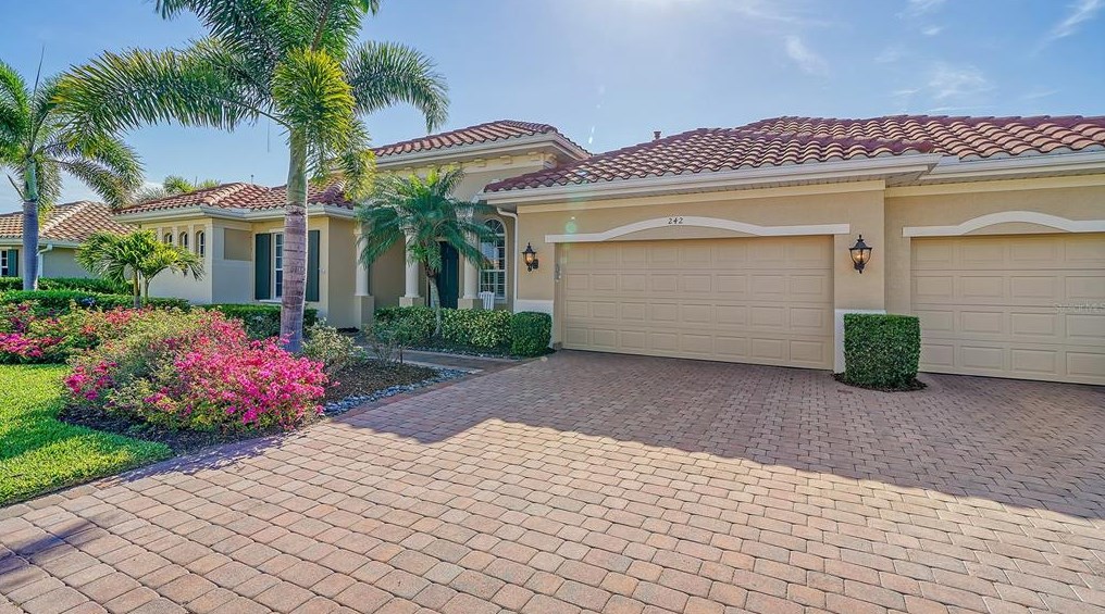 242 Pesaro Dr, Nokomis, FL 34275