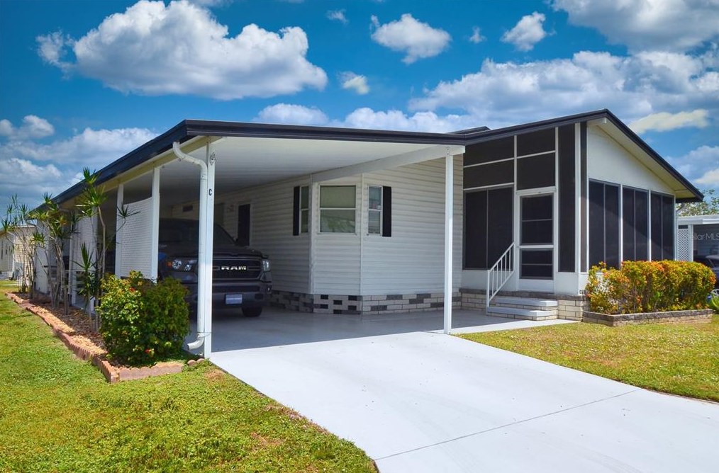 5316 53rd Ave, Bradenton, FL 34203-5602