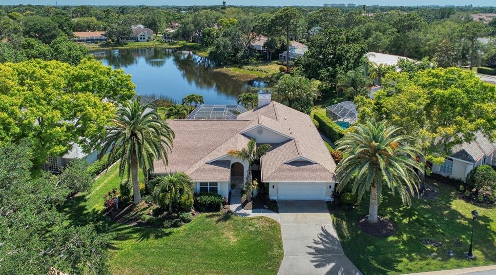 8146 Shadow Pine Way, Sarasota, FL 34238-5615