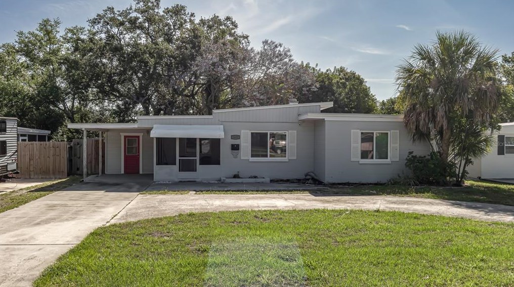 5835 10th St, Saint Petersburg, FL 33703-1103