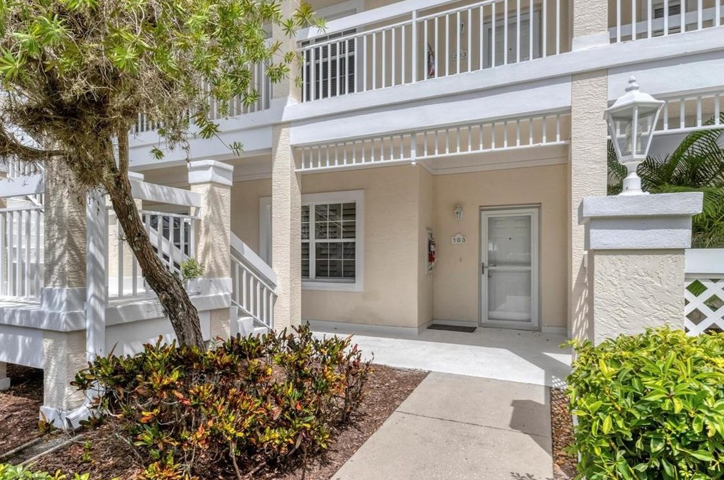 3803 54th Dr W #103, Bradenton, FL 34210
