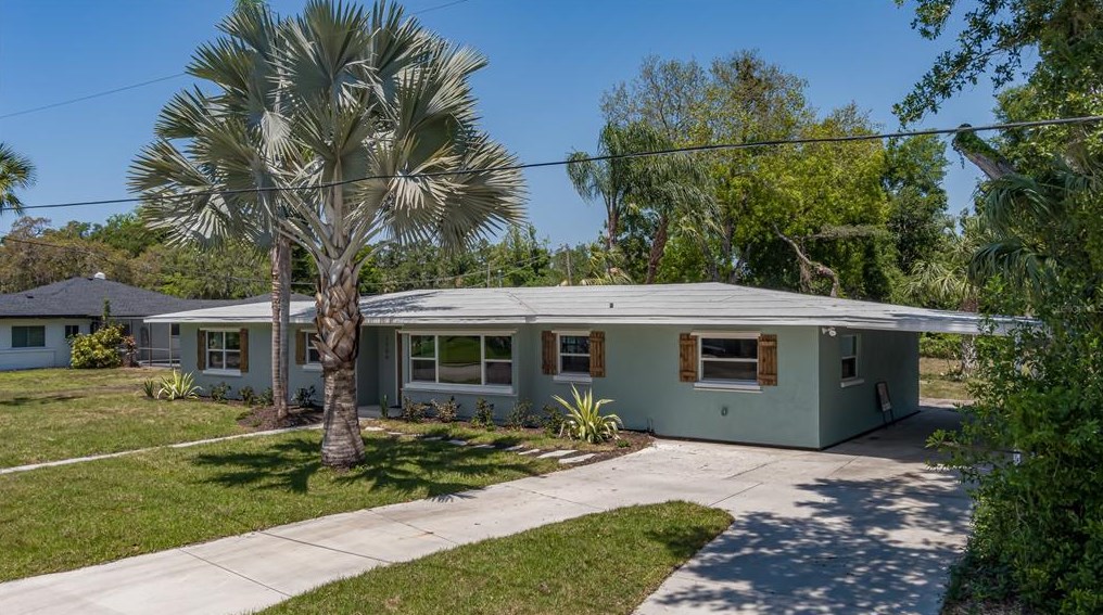 1906 5th St W, Palmetto, FL 34221