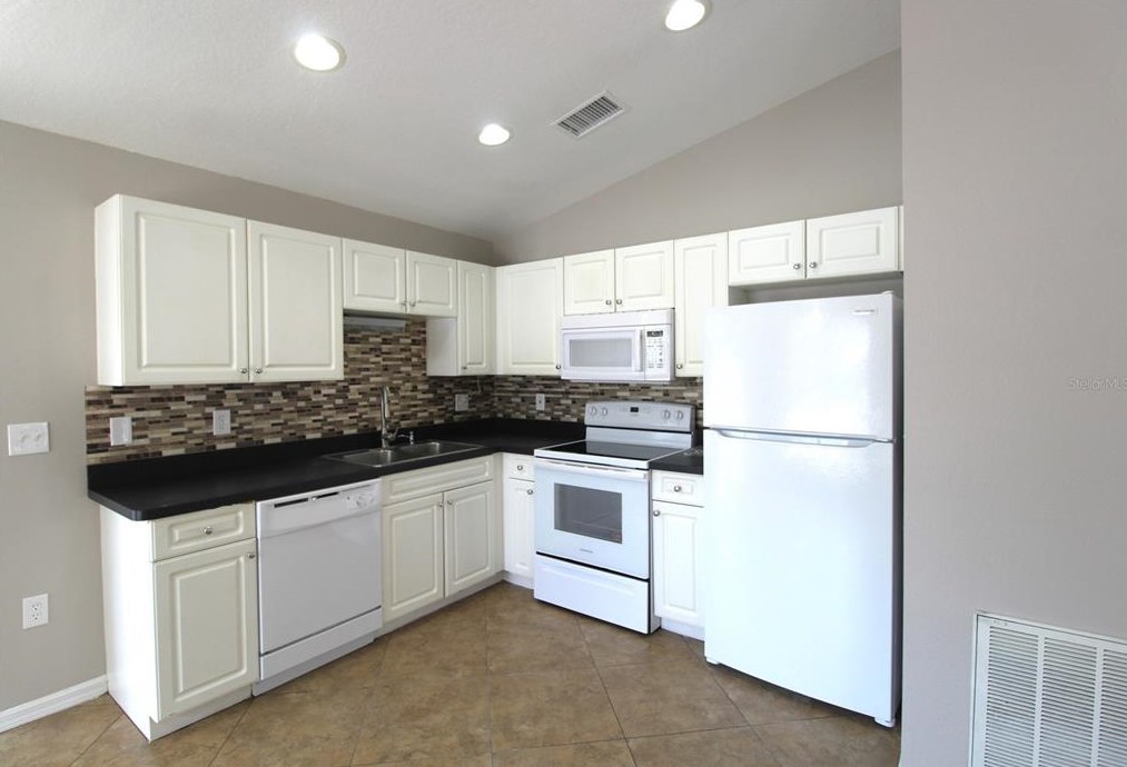 5443 Altoona St, Sarasota, FL 34232-2753