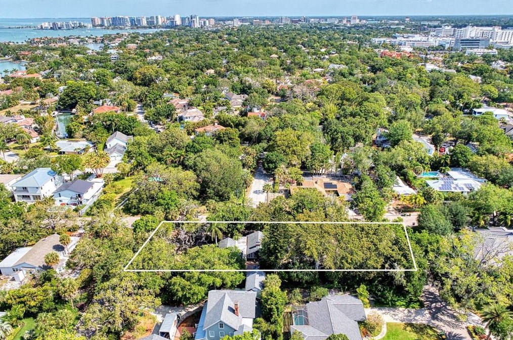 1700 Cunliff Ln, Sarasota, FL 34239