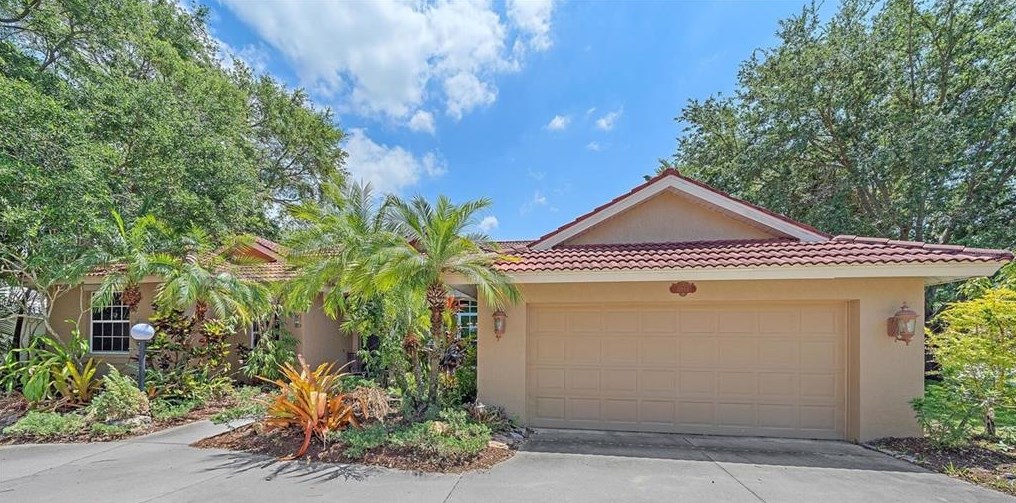 4894 Cedar Oak Way, Sarasota, FL 34233-3294