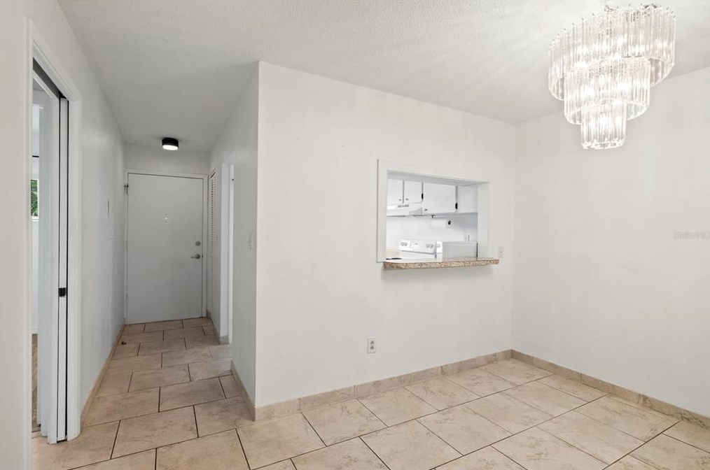2779 Woodgate Ln, Sarasota, FL 34231-6420