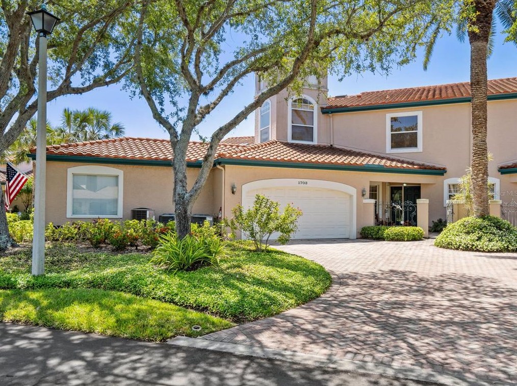1703 Starling Dr, Sarasota, FL 34231-9163