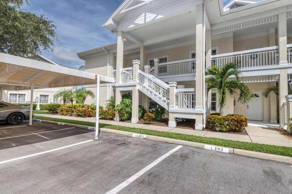 3605 54th Dr W #204, Bradenton, FL 34210