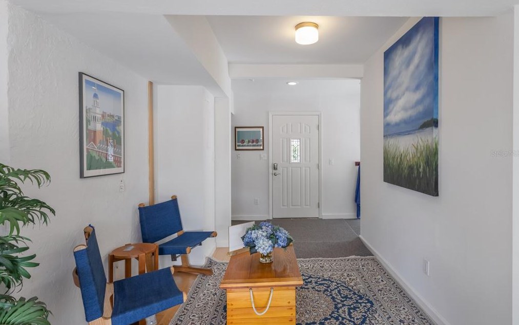 940 Caloosa Dr, Sarasota FL 34234-8322 exterior