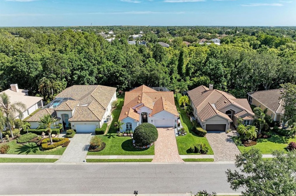 8711 54th Ave, Bradenton, FL 34210-2327