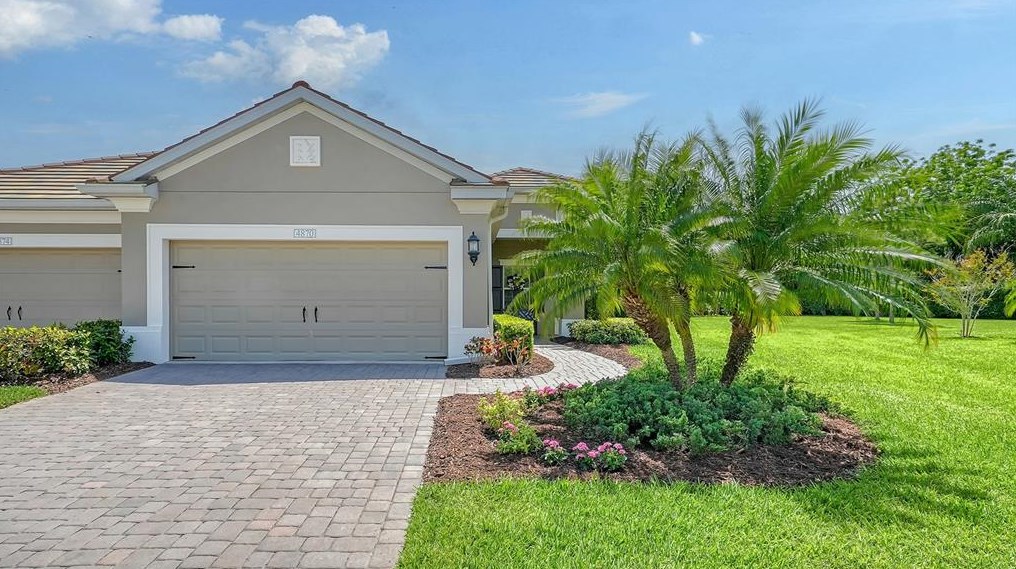 4870 Maymont Park Cir, Bradenton, FL 34203-8078
