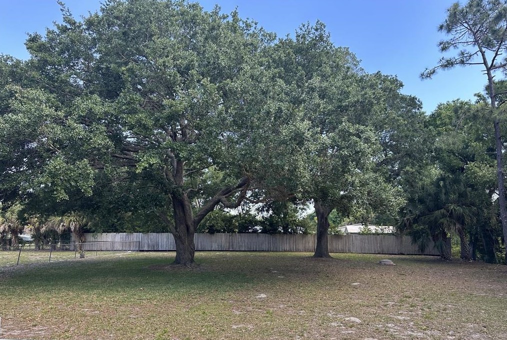 691 Percheron Cir, Nokomis, FL 34275-1648