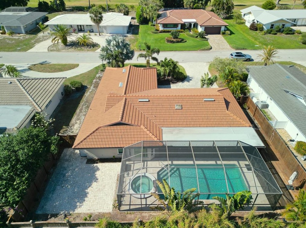 3352 Espanola Dr, Sarasota, FL 34239-4309