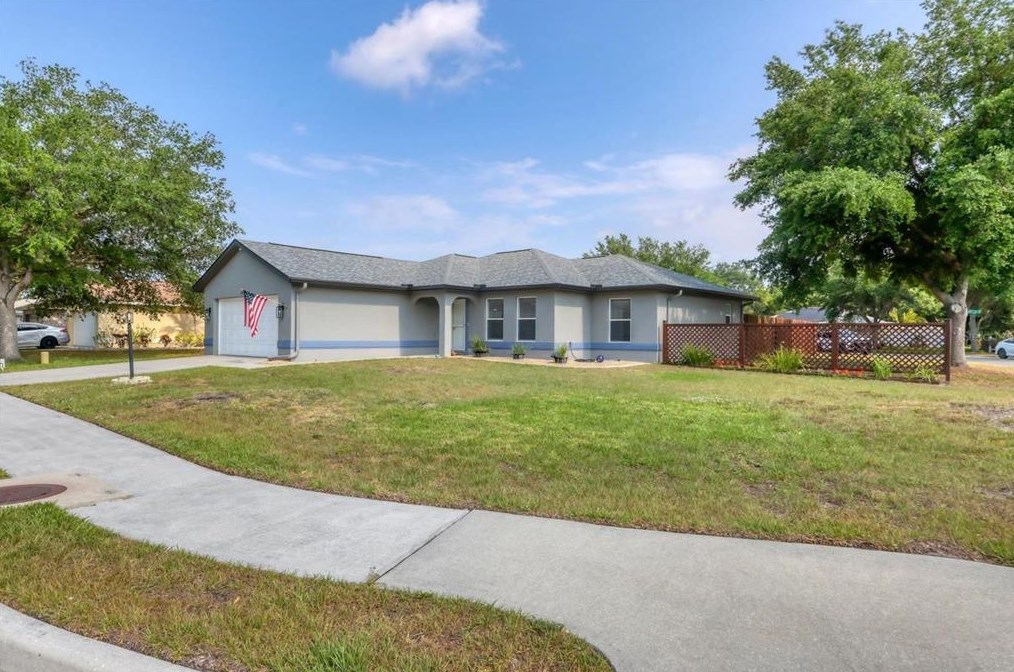 2834 94th St, Palmetto, FL 34221-1711