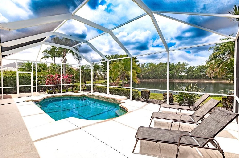 6750 Coyote Ridge Ct, Bradenton, FL 34201-2115