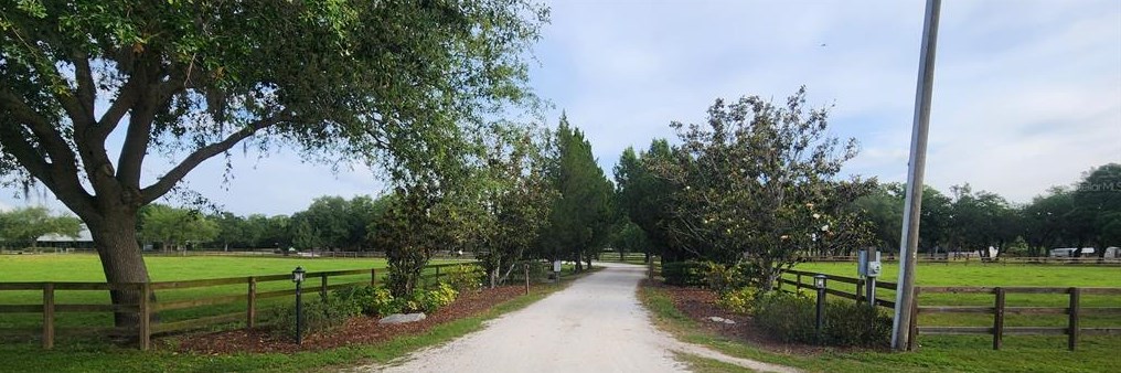7771 Polo Club Ln, Sarasota, FL 34240-8520