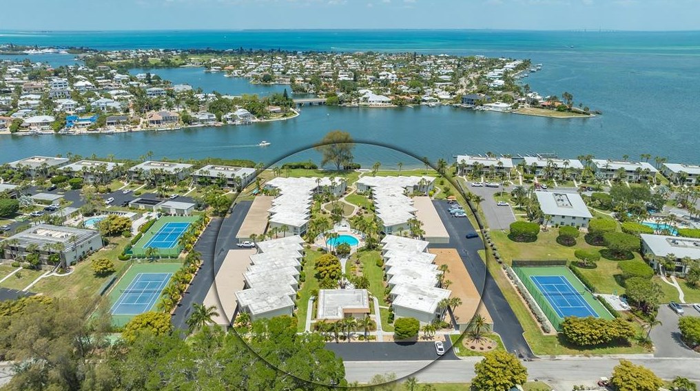 6300 Flotilla Dr #97, Holmes Beach, FL 34217